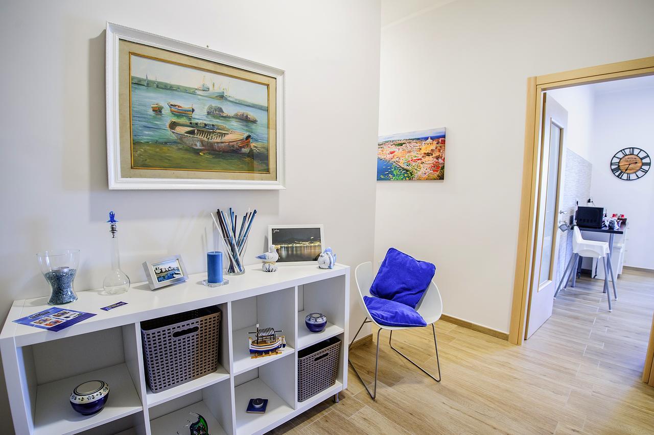 Margherita'S Apartment Salerno Exteriör bild